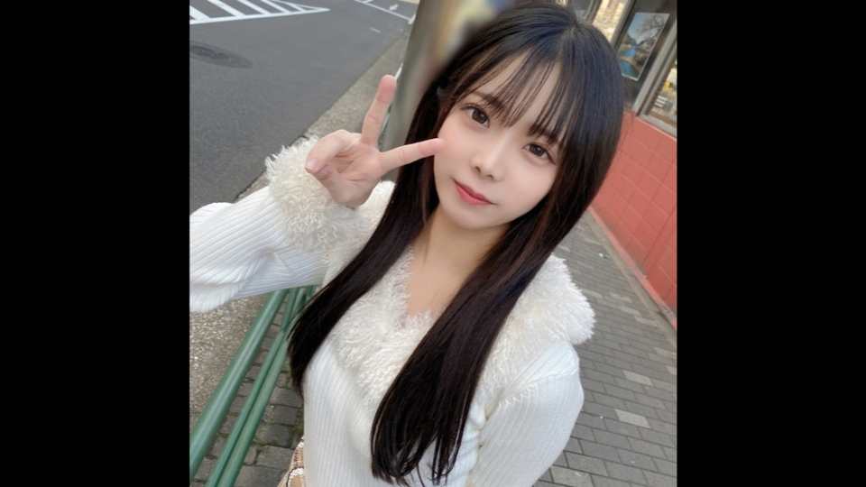 FC2PPV 4091275 Yua-Chan, Who B…